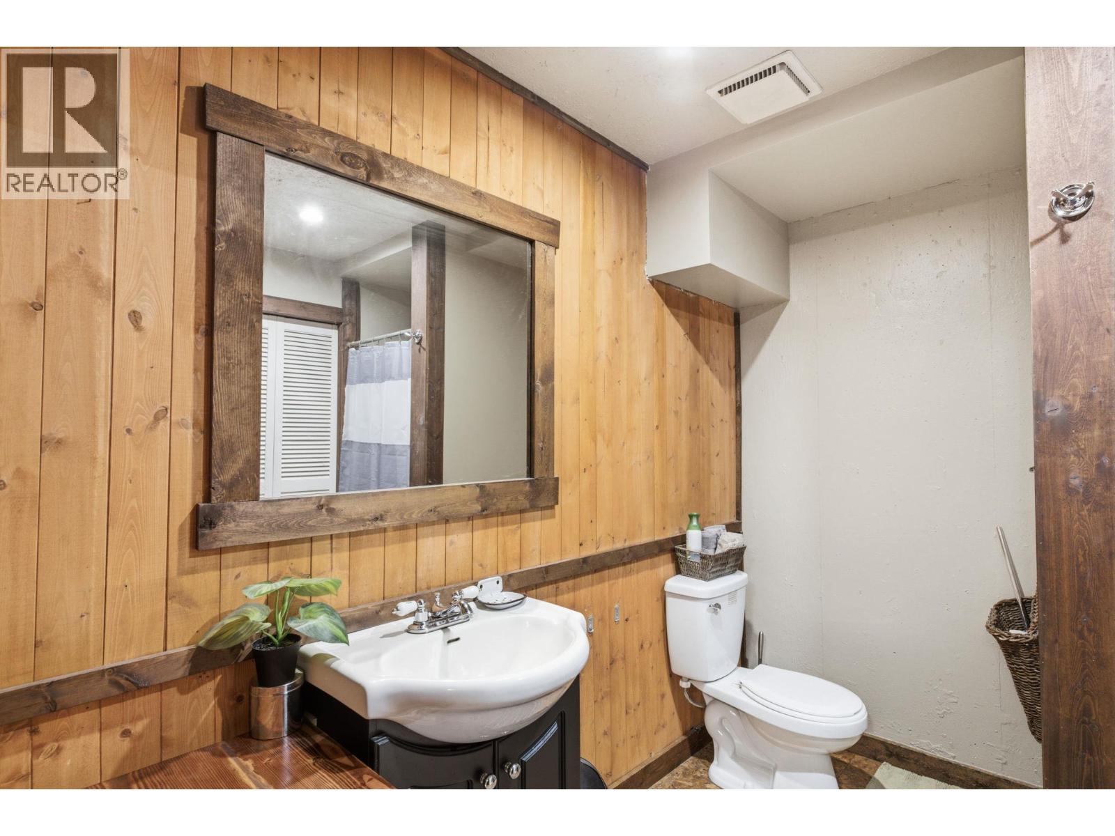 1822 Cardinal Creek Road - 36