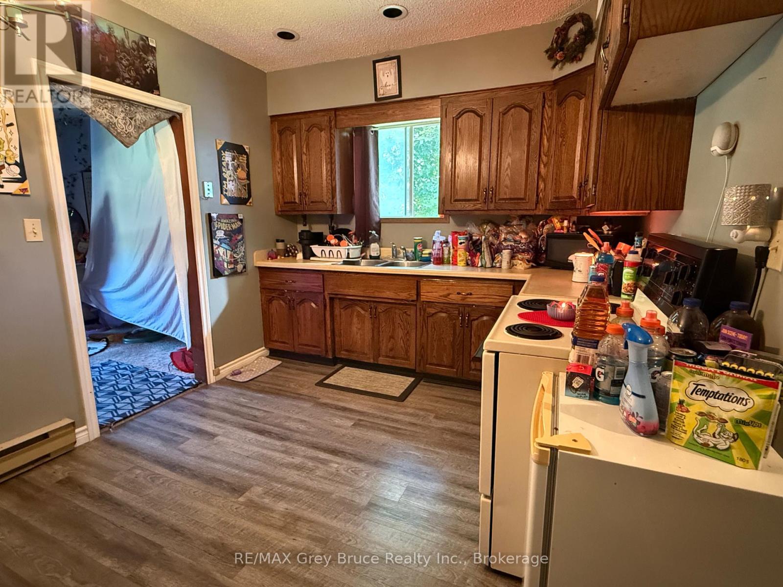 290 BERFORD STREET - 7