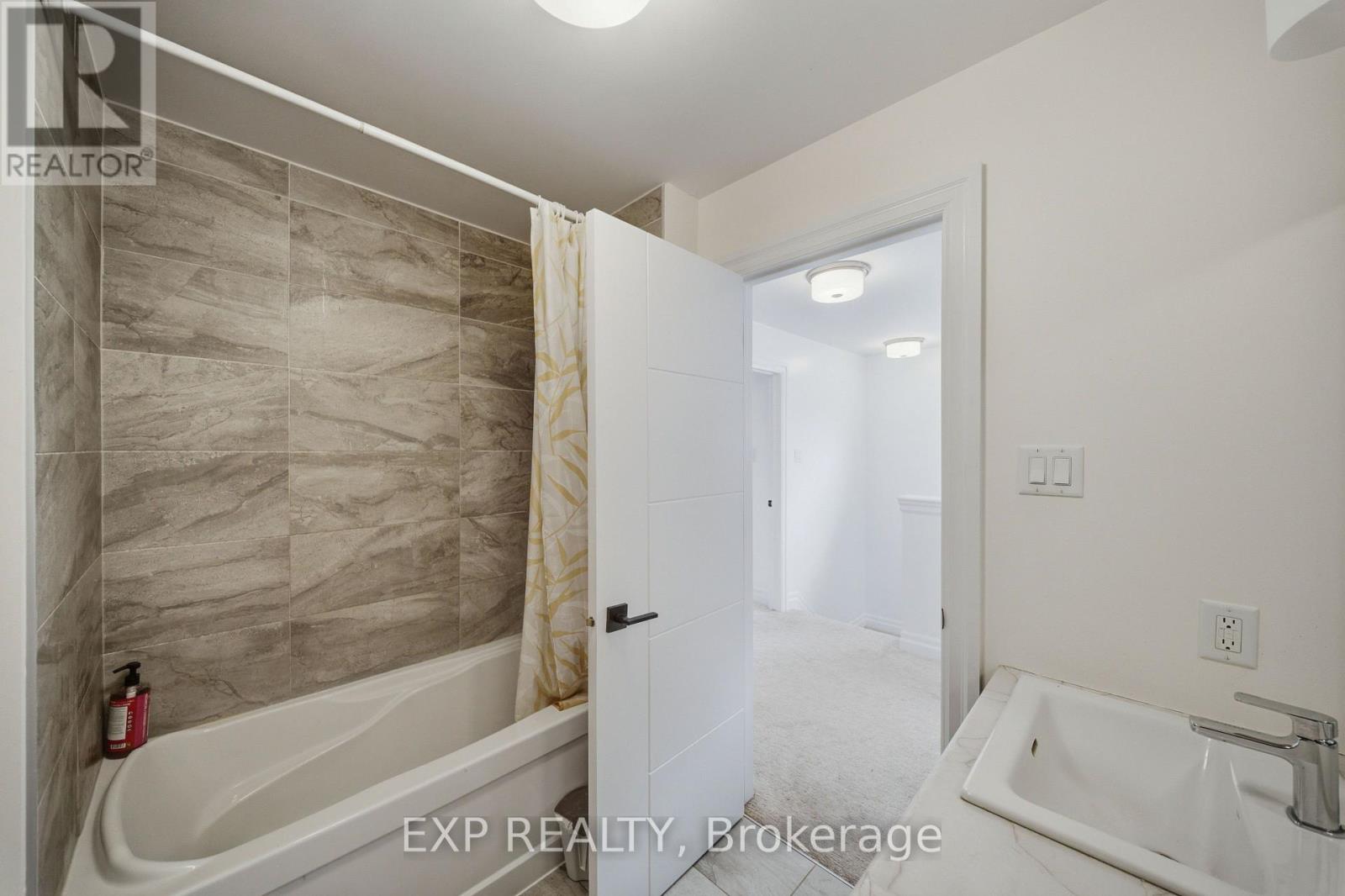 2007 BERNE STREET - 22