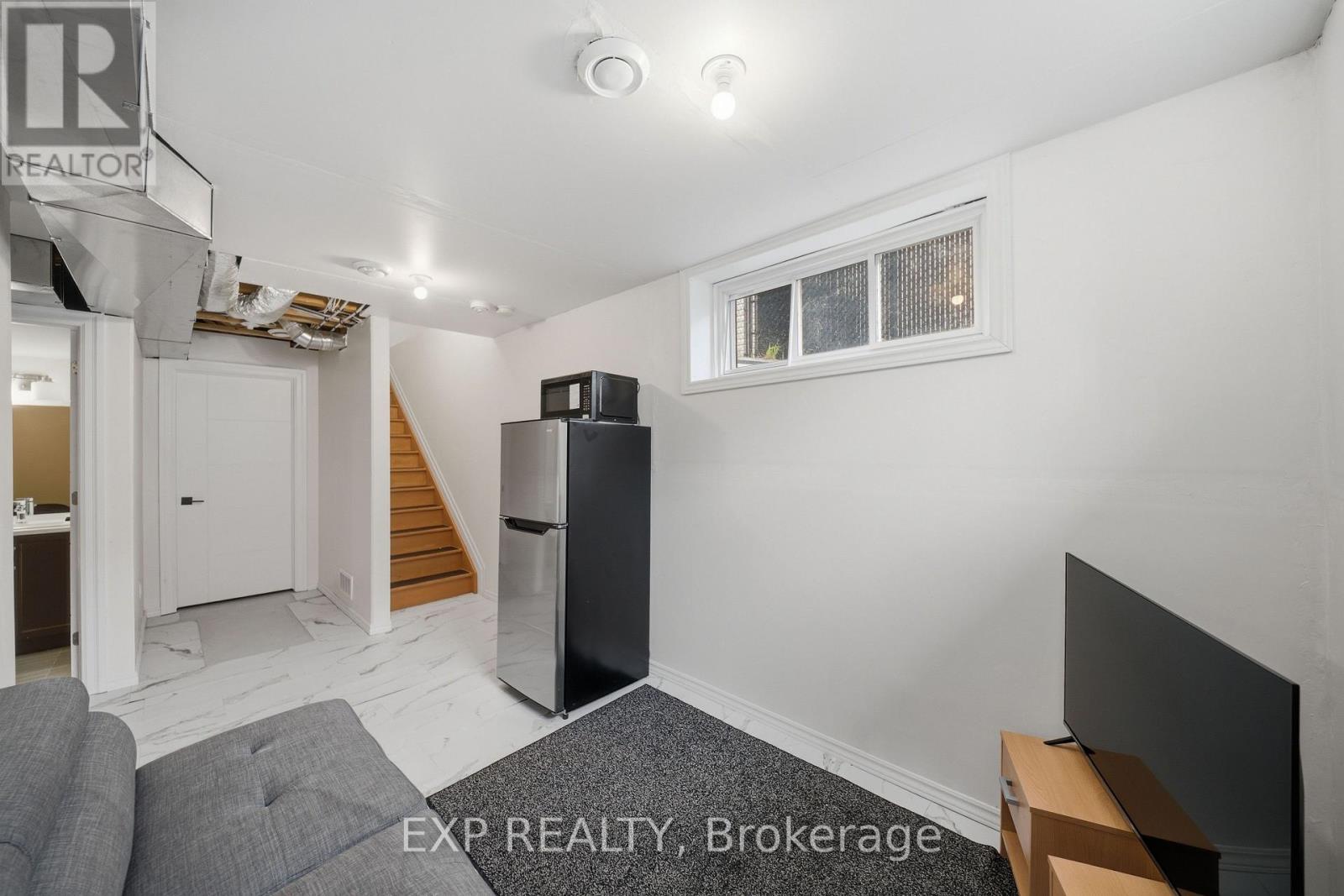 2007 BERNE STREET - 25