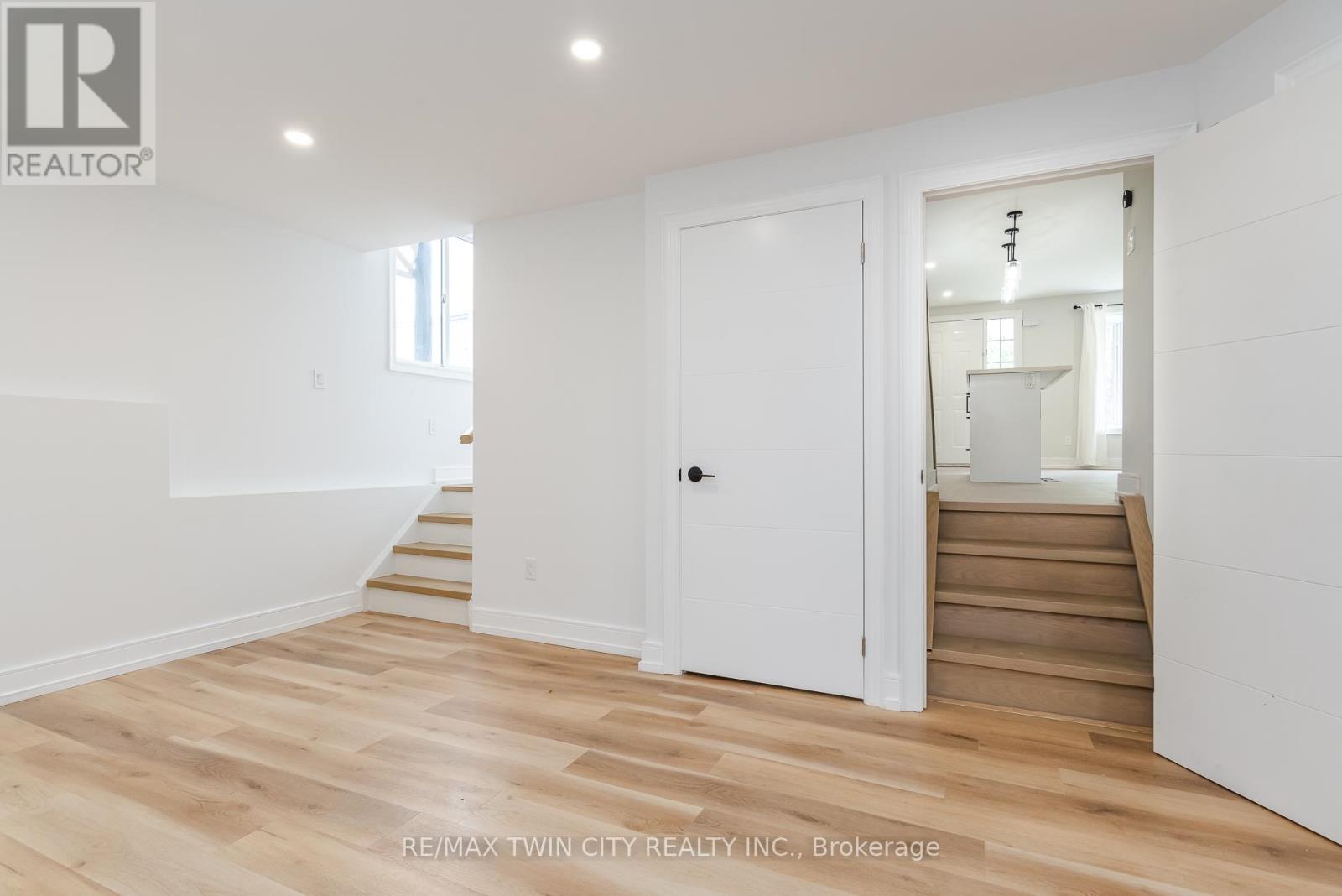 629B SETTLERSFIELD COURT - 39