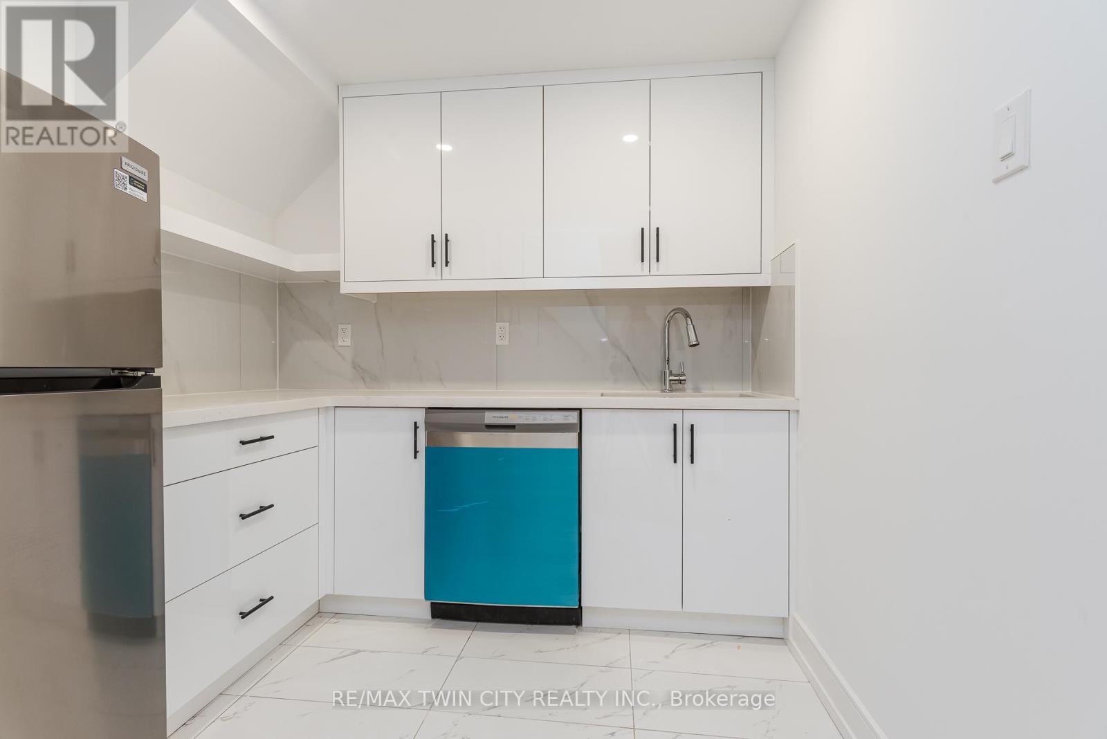 629B SETTLERSFIELD COURT - 43