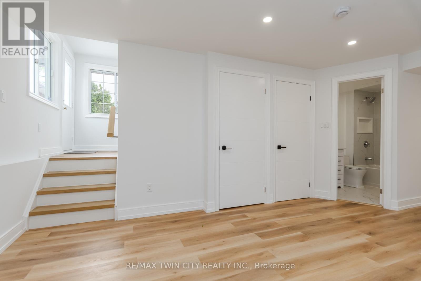 629B SETTLERSFIELD COURT - 34