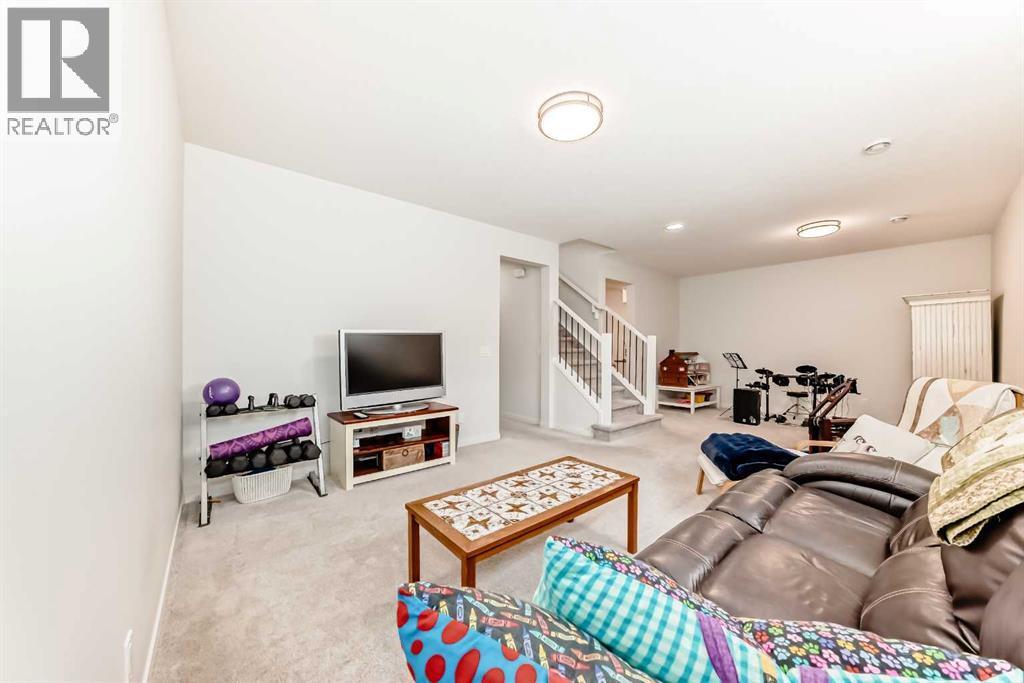55 Fireside Circle, Cochrane