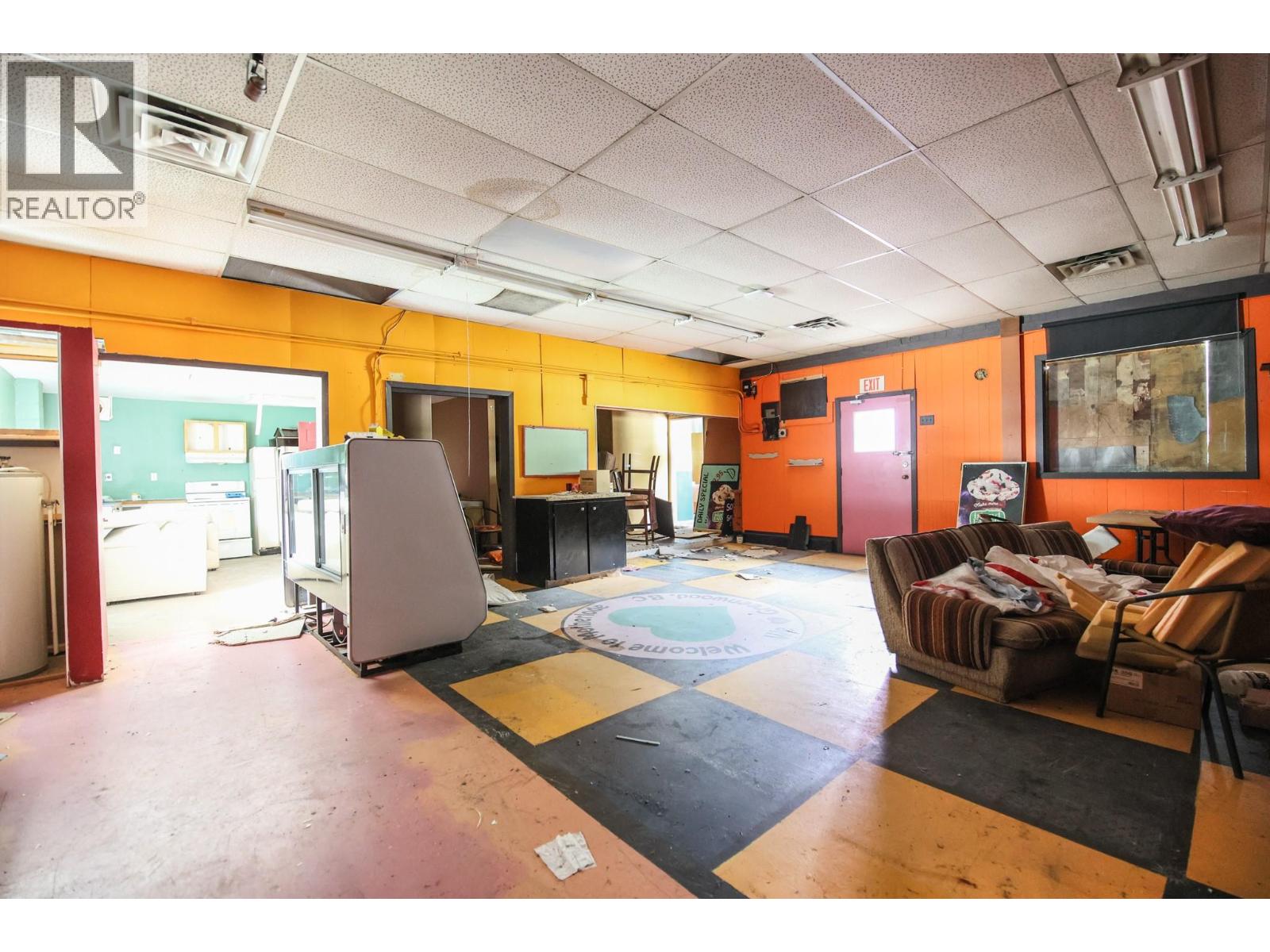 466 S Gold Avenue - 10
