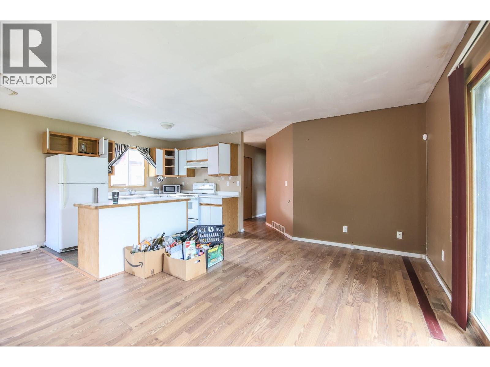 466 S Gold Avenue - 28