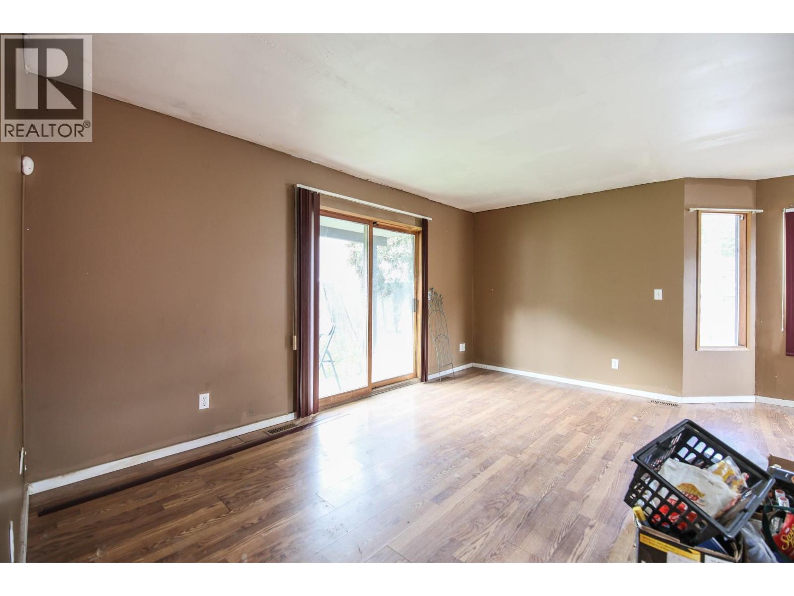 466 S Gold Avenue - 26