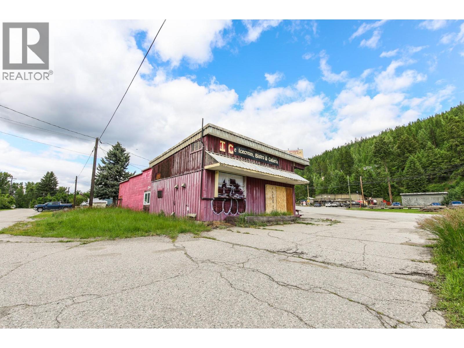 466 S Gold Avenue - 9