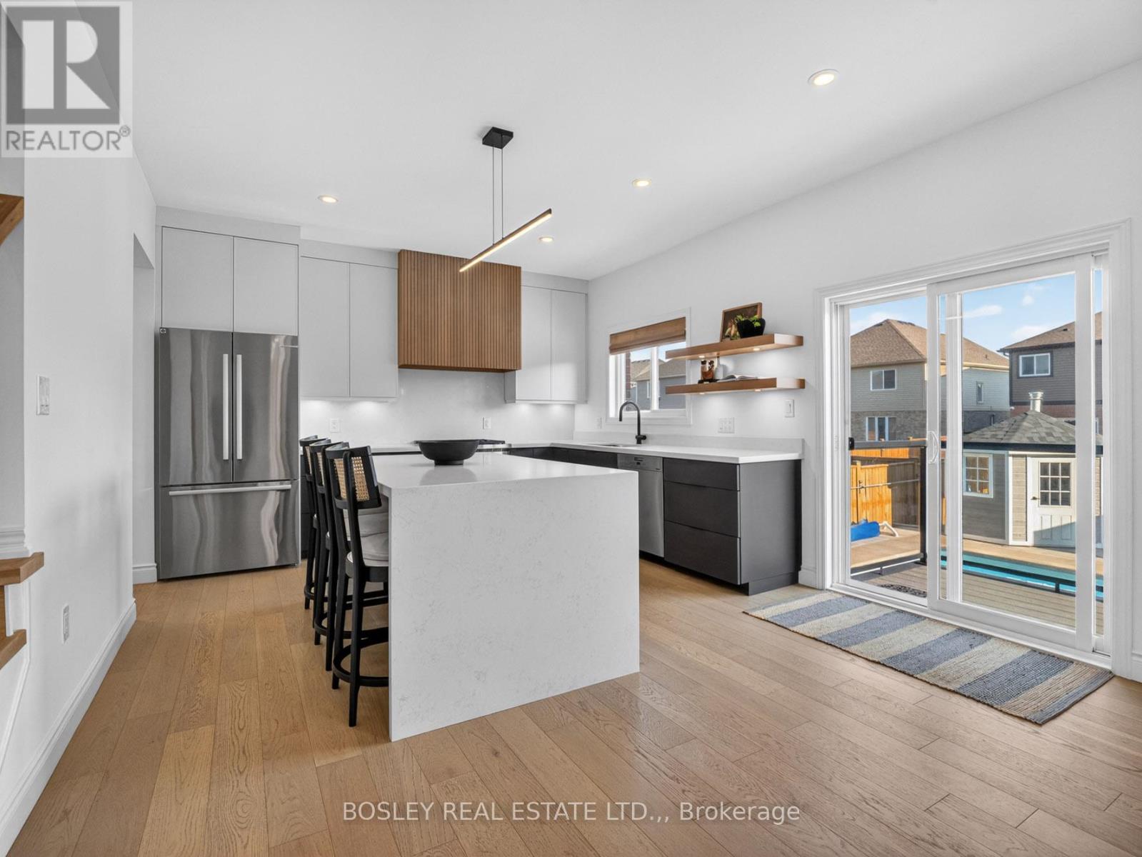 75 BERGENSTEIN CRESCENT - 12