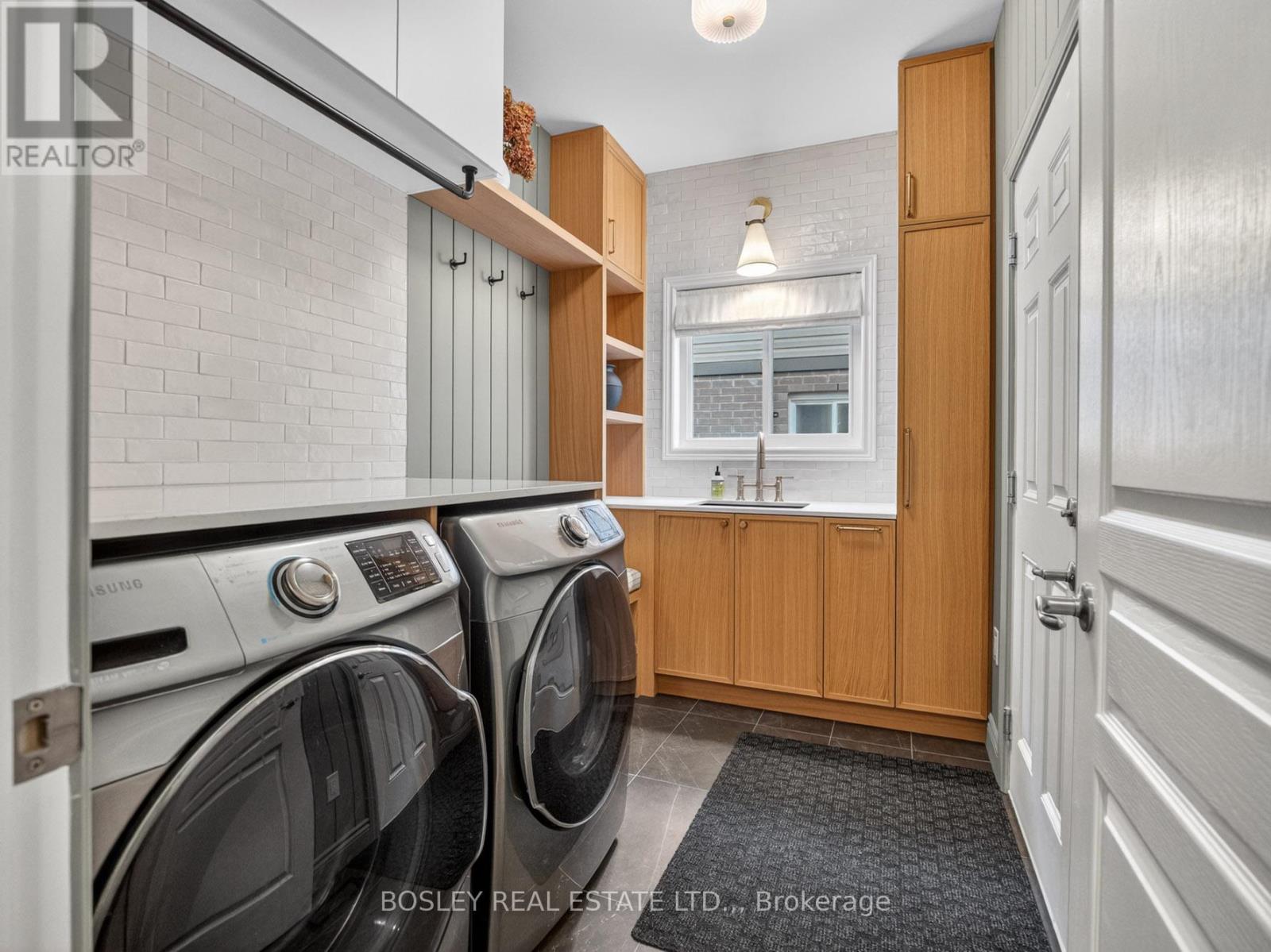 75 BERGENSTEIN CRESCENT - 18