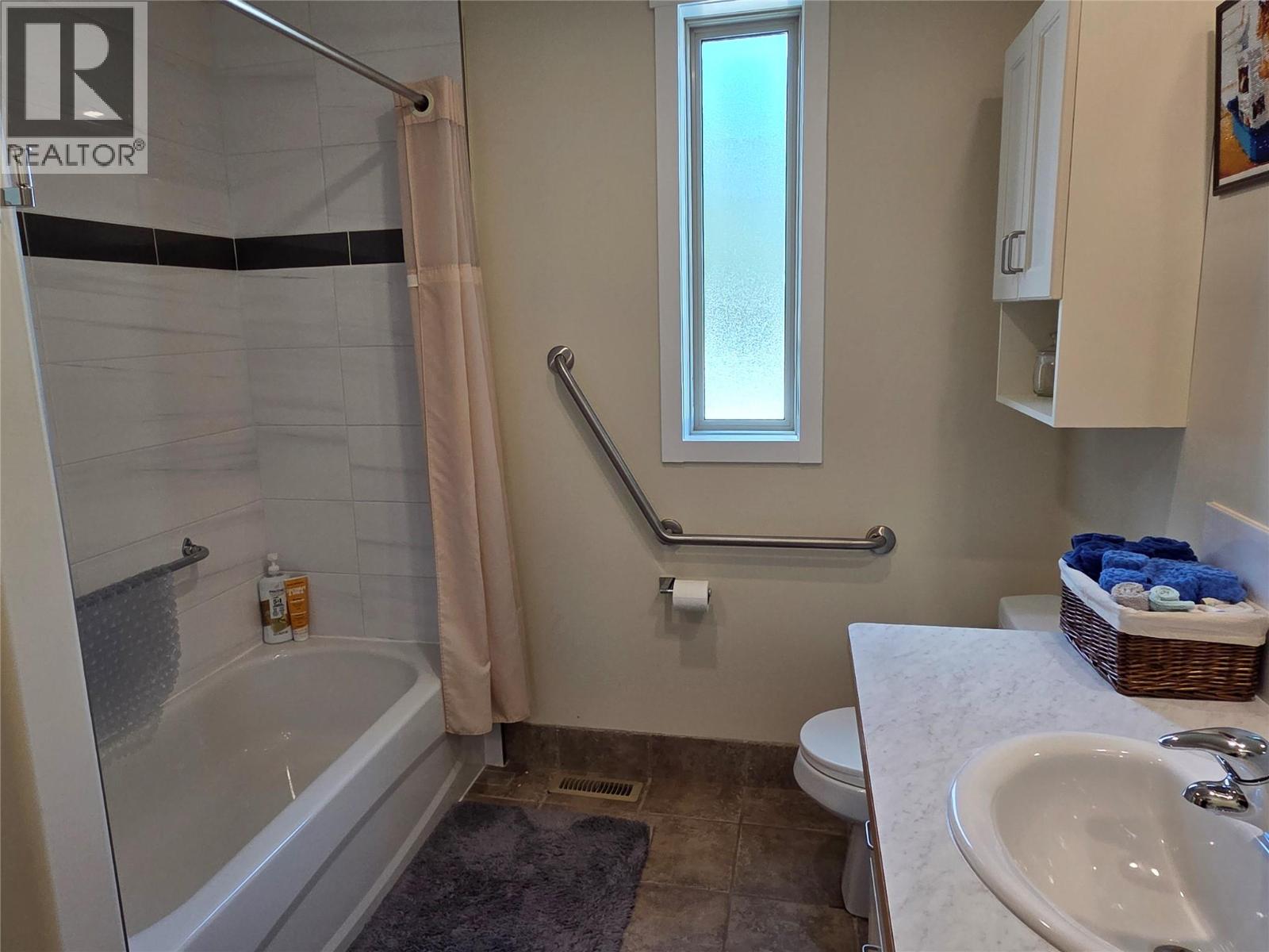 421 9th Avenue - 21
