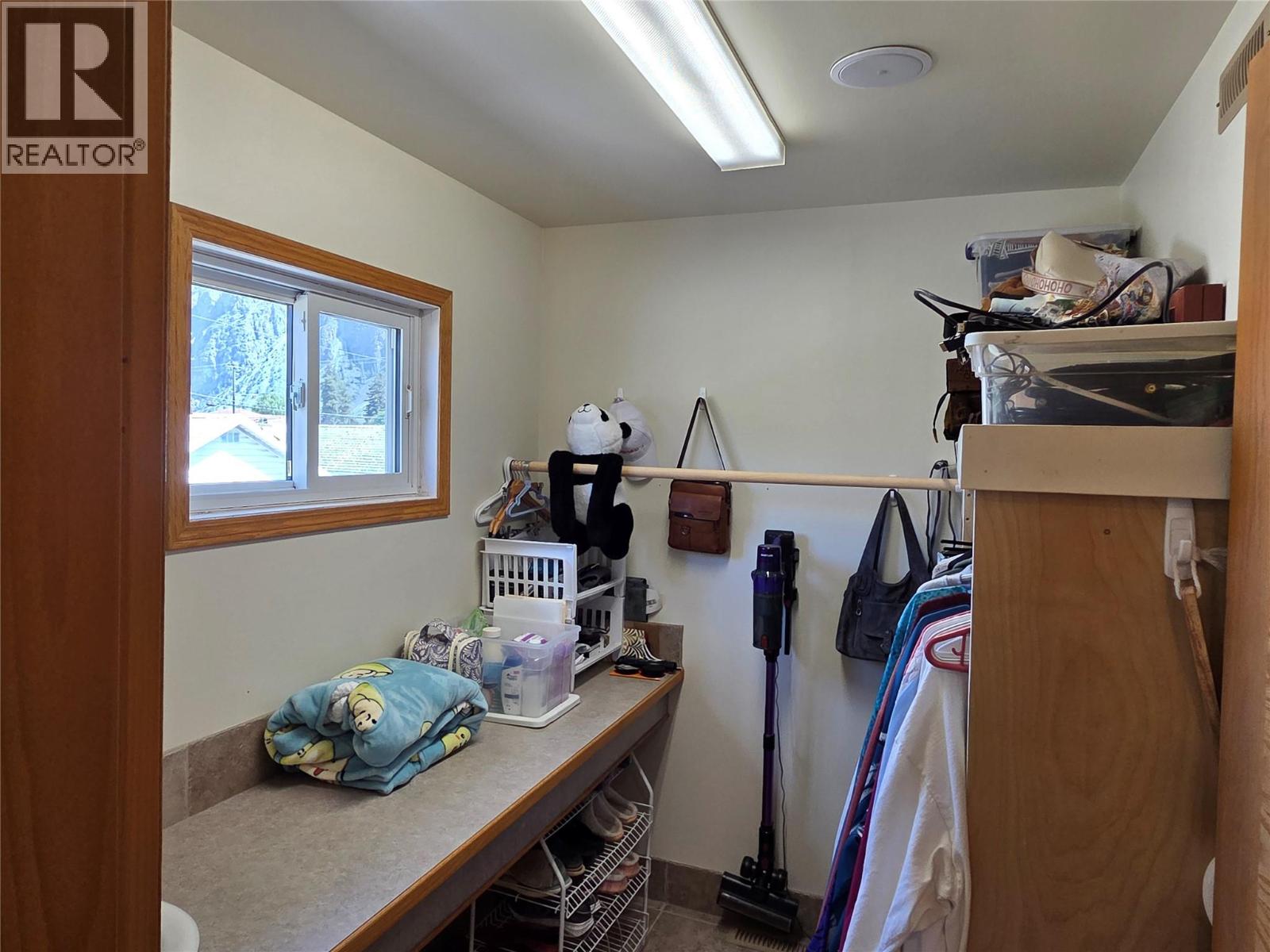 421 9th Avenue - 22