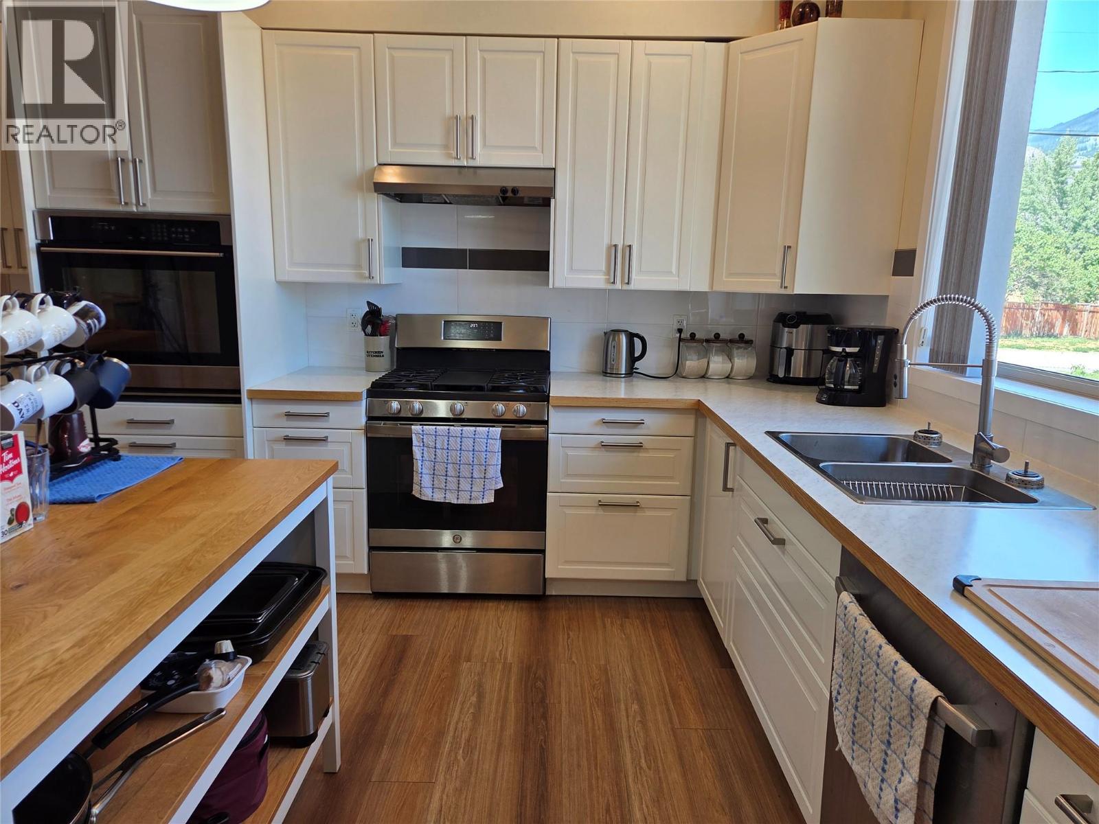 421 9th Avenue - 6