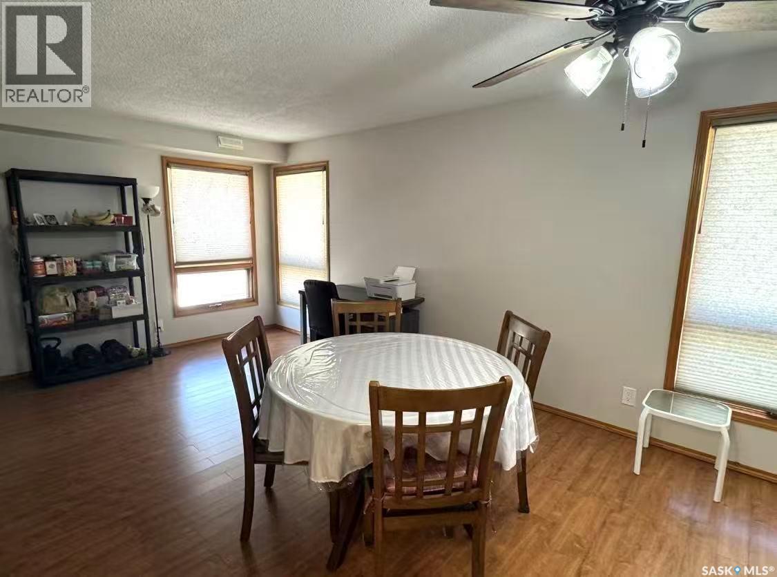 #H 279 Hochelaga STREET E - 7