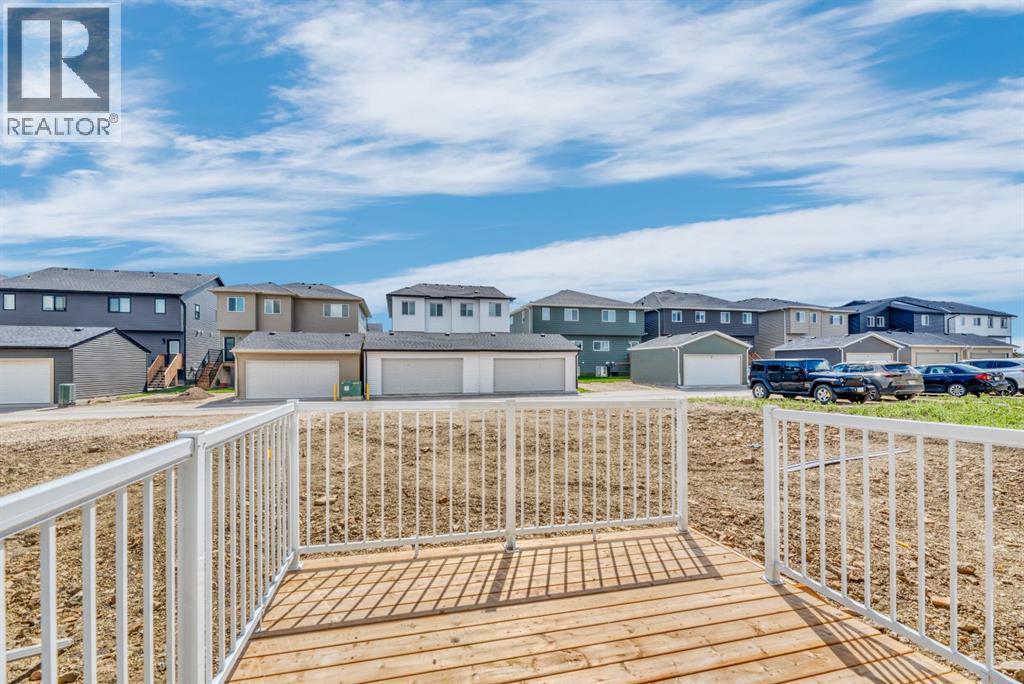 244 Marmot Grove NW - 22