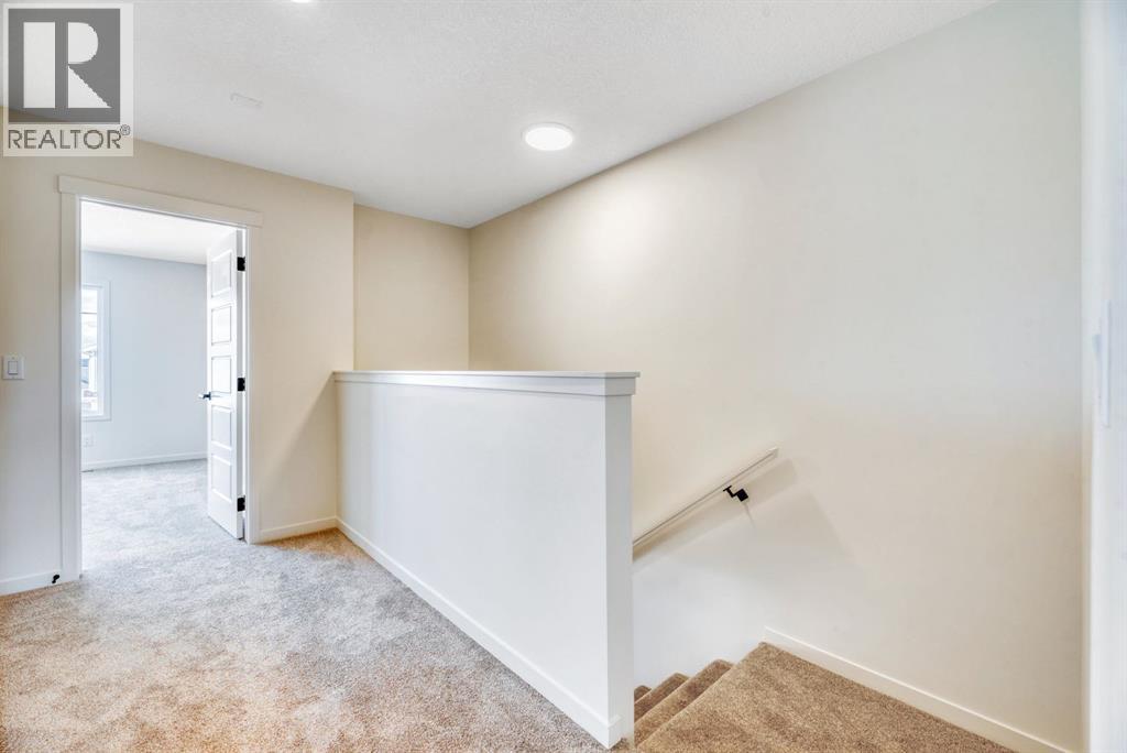 244 Marmot Grove NW - 23