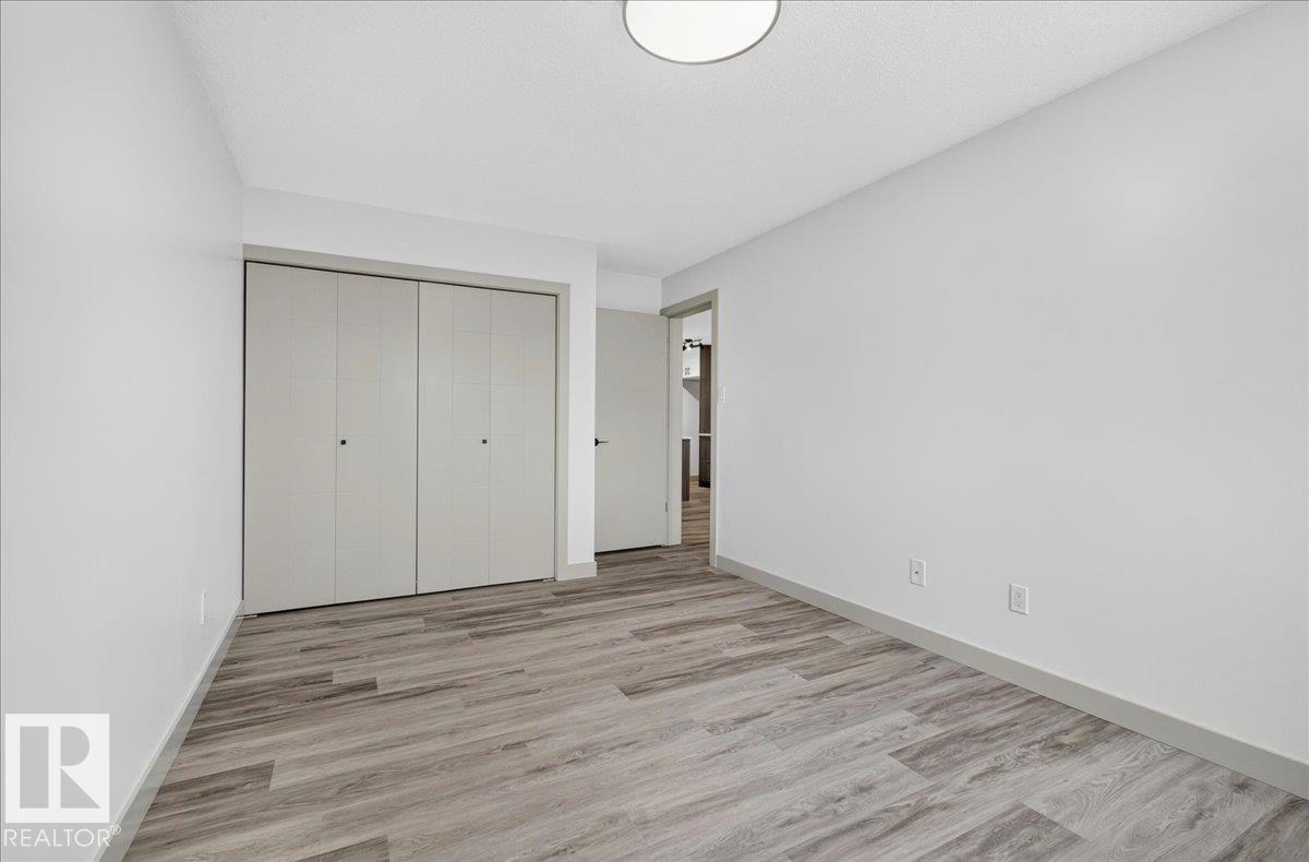 #203 10624 123 ST NW - 17