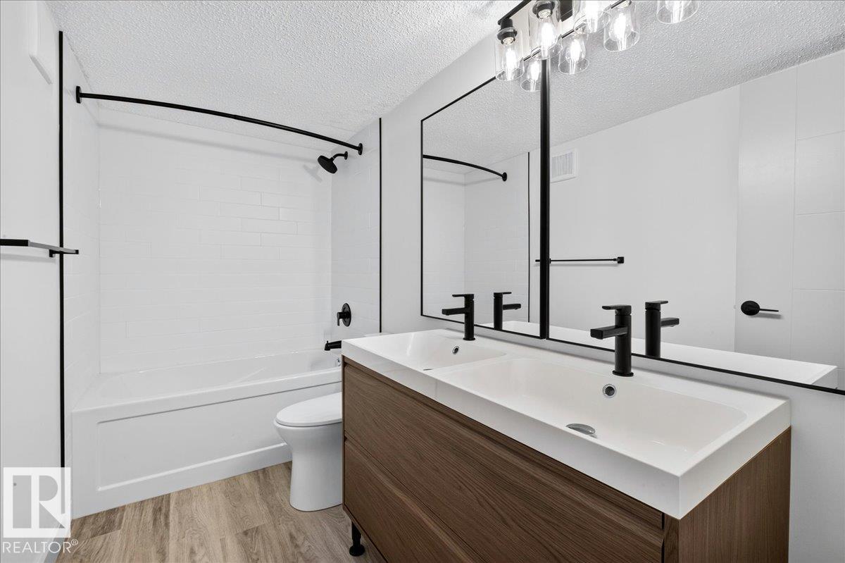 #203 10624 123 ST NW - 19