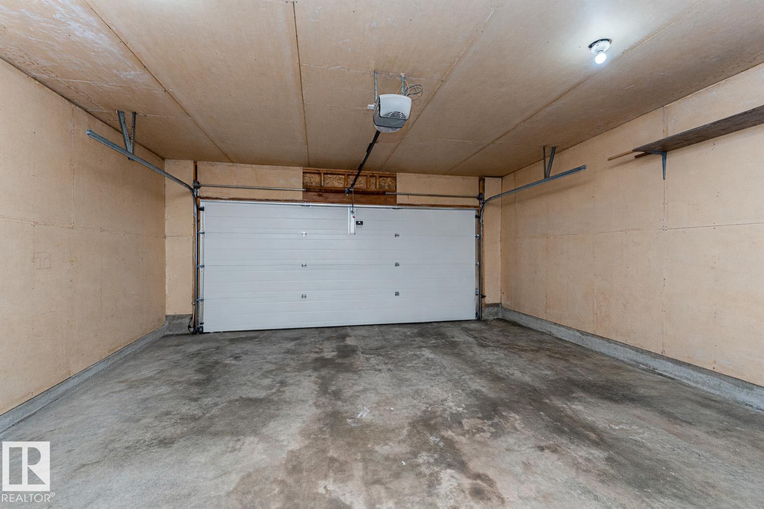 4424 33 ST NW - 43