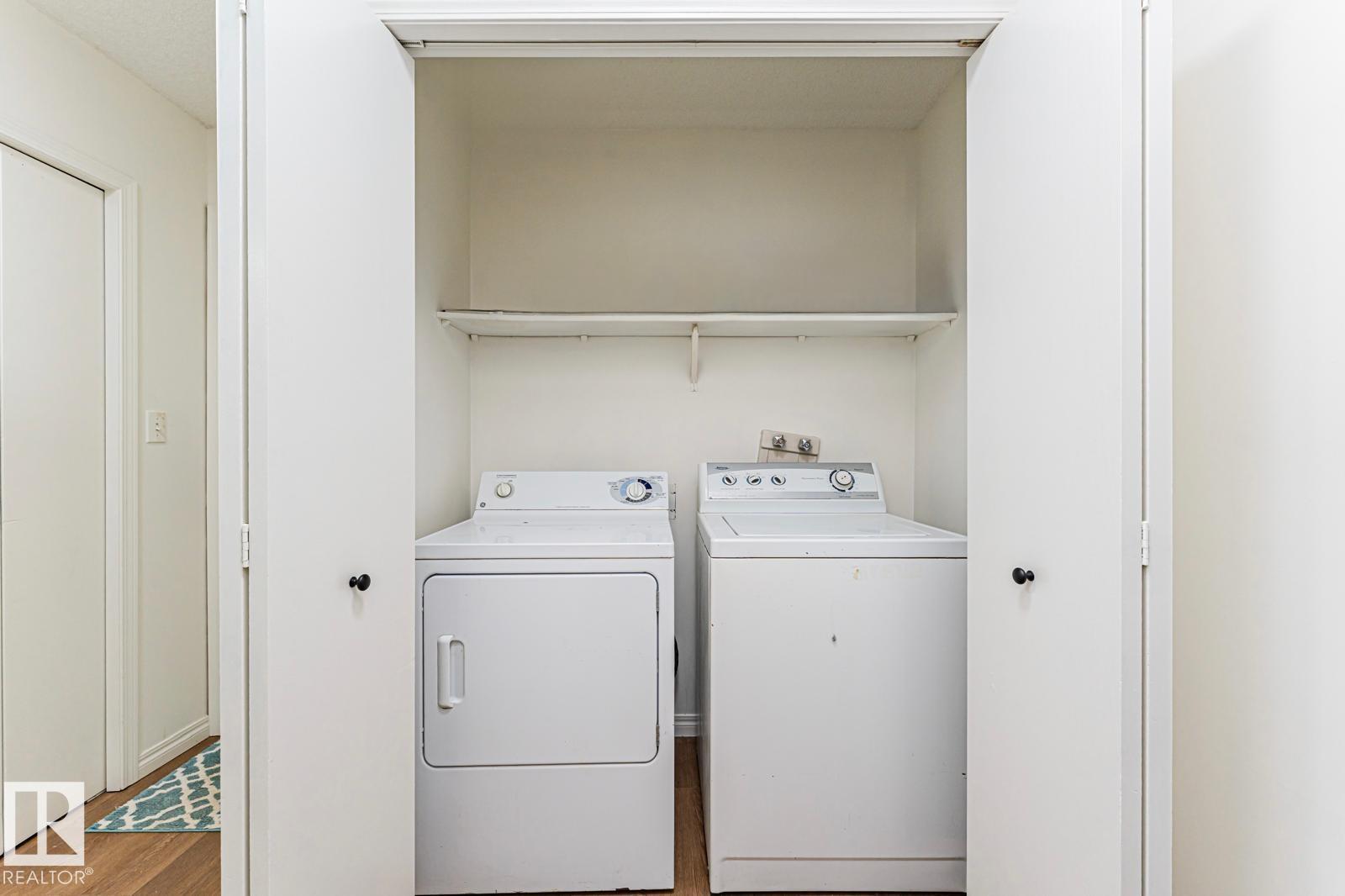 4424 33 ST NW - 44