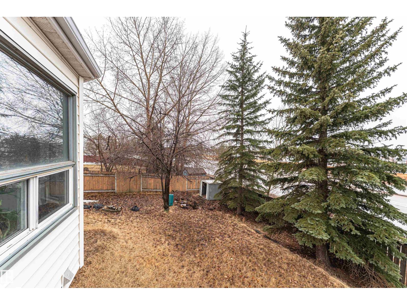 4424 33 ST NW - 47