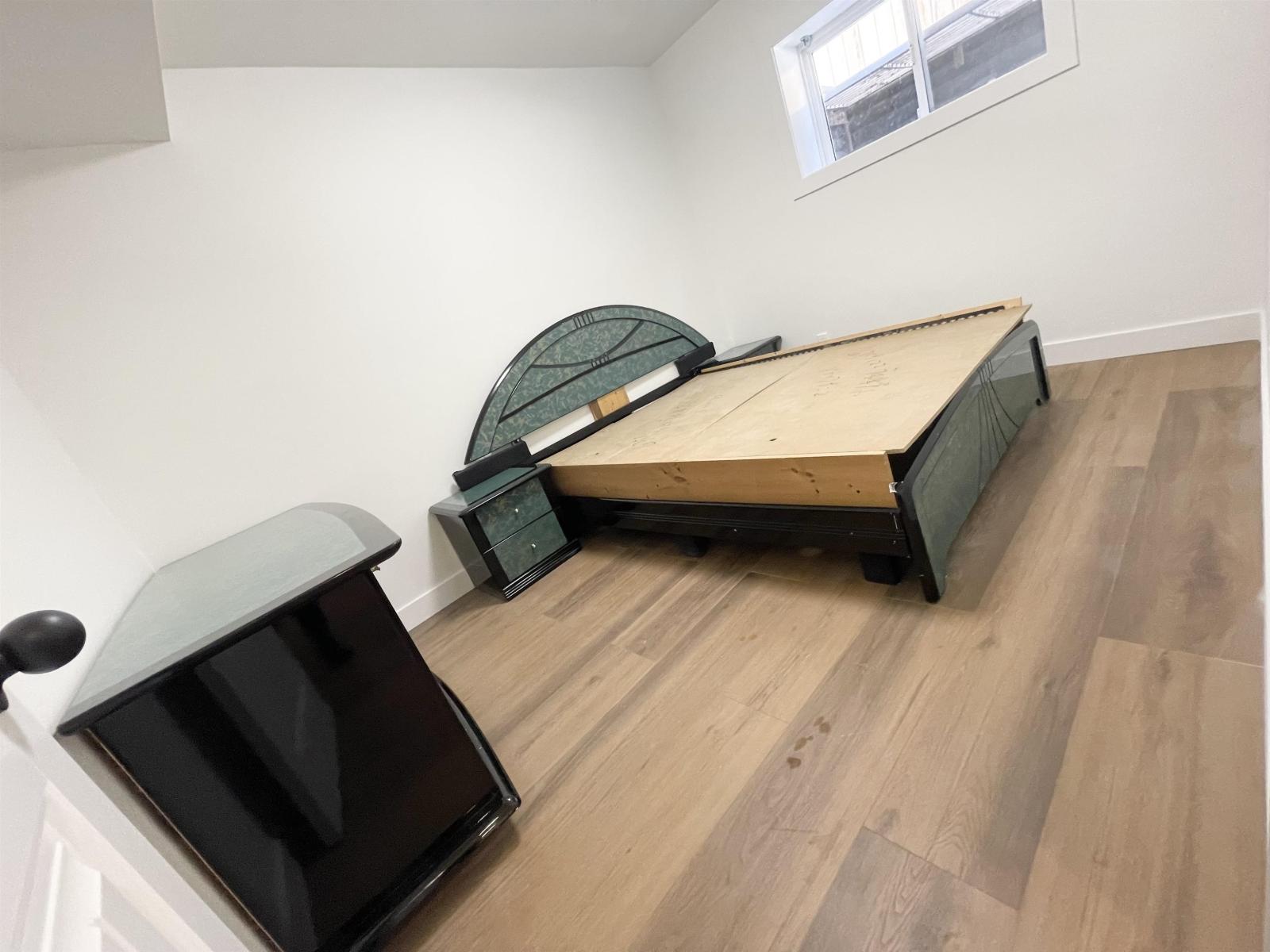 2 Bed, 1 Bath House for Rent in Surrey – LOWER LEVEL 1695X 84 AVENUE, Surrey – MLS# R3138137 - Image 9