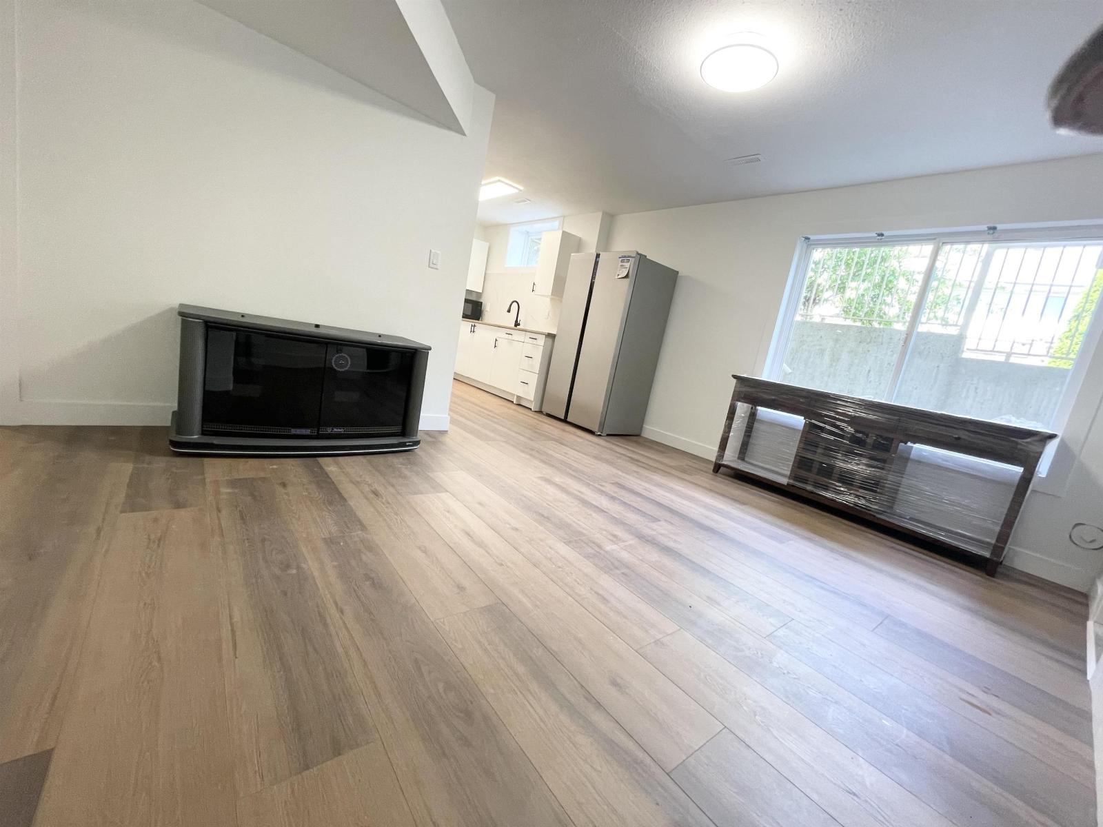2 Bed, 1 Bath House for Rent in Surrey – LOWER LEVEL 1695X 84 AVENUE, Surrey – MLS# R3138137 - Image 6