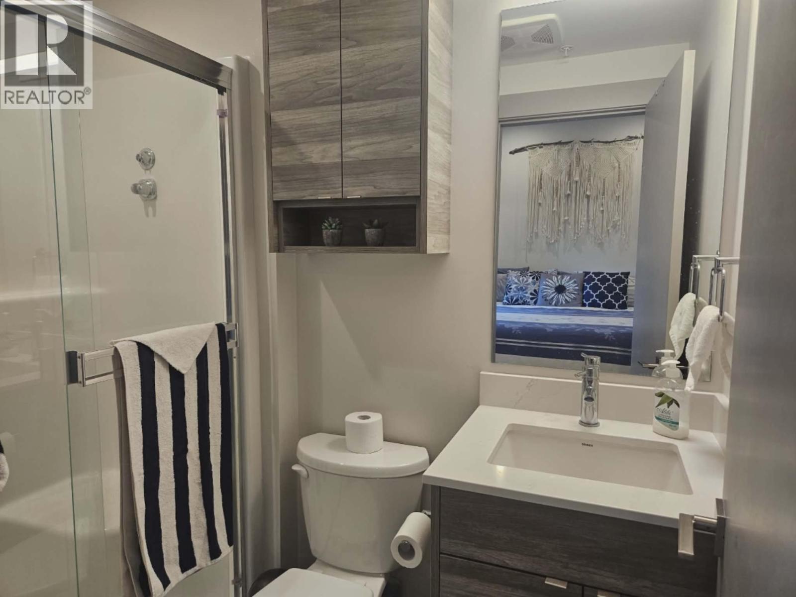 #119 2555 Lakeshore Road - 9