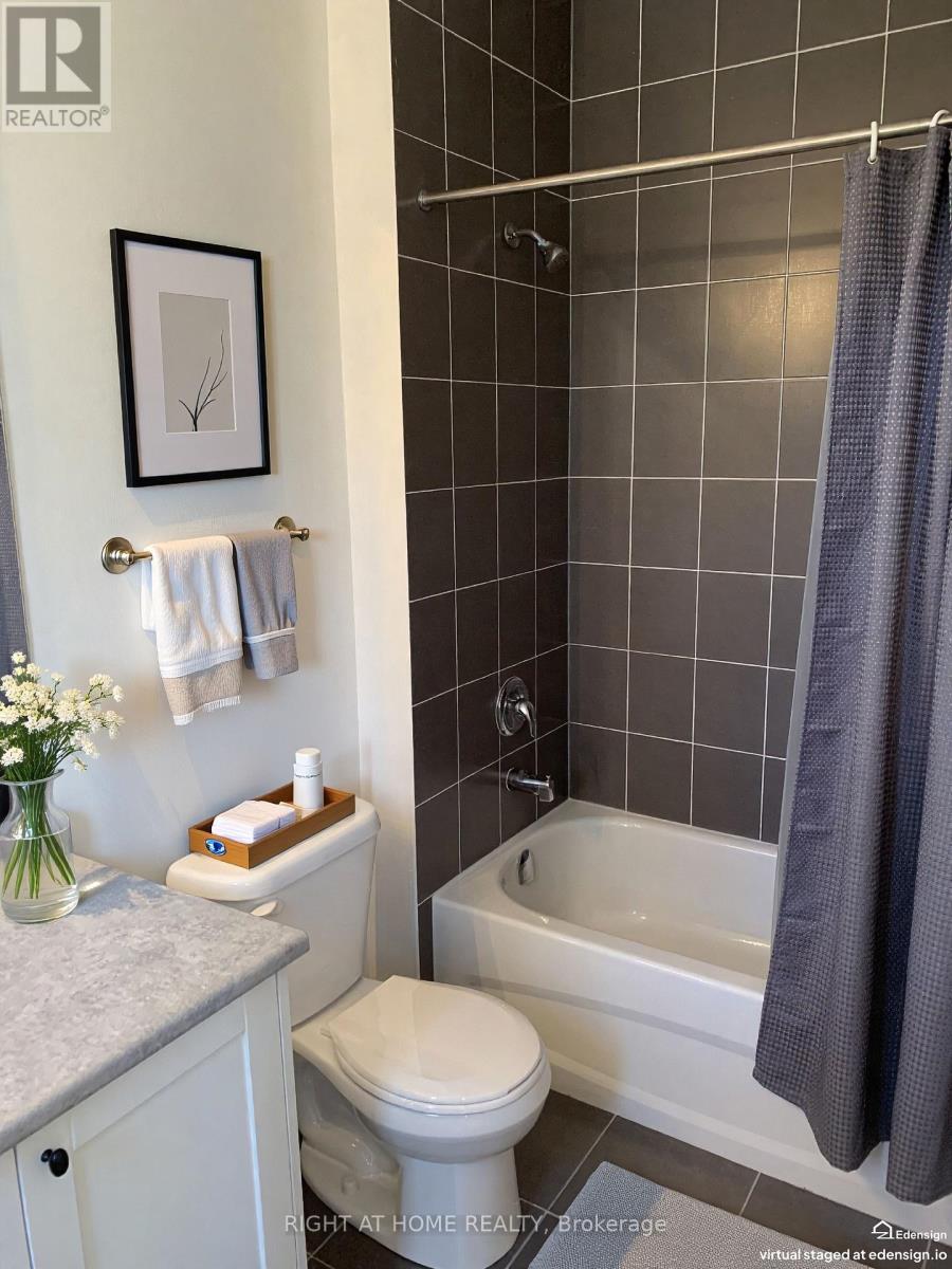 39 FARWELL AVENUE - 10