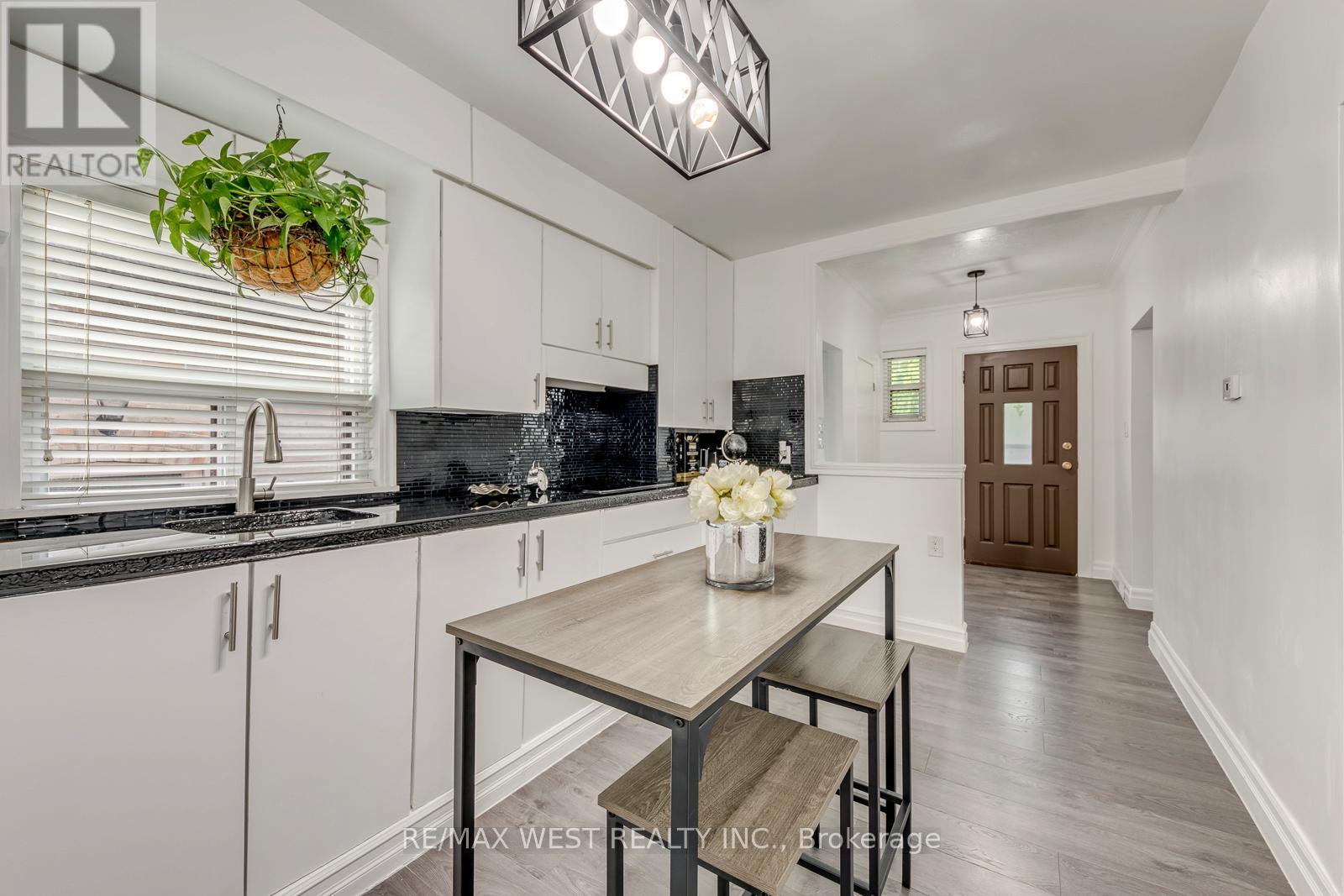 49 MONTCALM AVENUE - 11