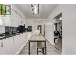 49 Montcalm Avenue, Toronto, ON M6E4N8 Photo 12