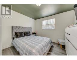 49 Montcalm Avenue, Toronto, ON M6E4N8 Photo 22