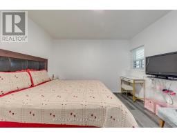 49 Montcalm Avenue, Toronto, ON M6E4N8 Photo 27