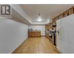49 Montcalm Avenue, Toronto, ON M6E4N8 Photo 36