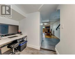 49 Montcalm Avenue, Toronto, ON M6E4N8 Photo 41