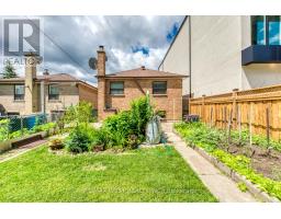 49 Montcalm Avenue, Toronto, ON M6E4N8 Photo 47