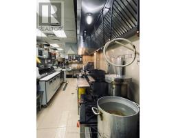 Unit 15 - 2555 Dixie Road, Mississauga, ON L4Y4C4 Photo 7