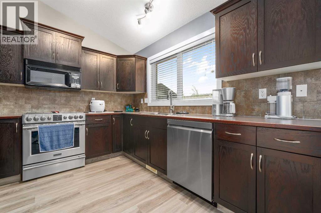 366 Somerset Row SE — photo 10
