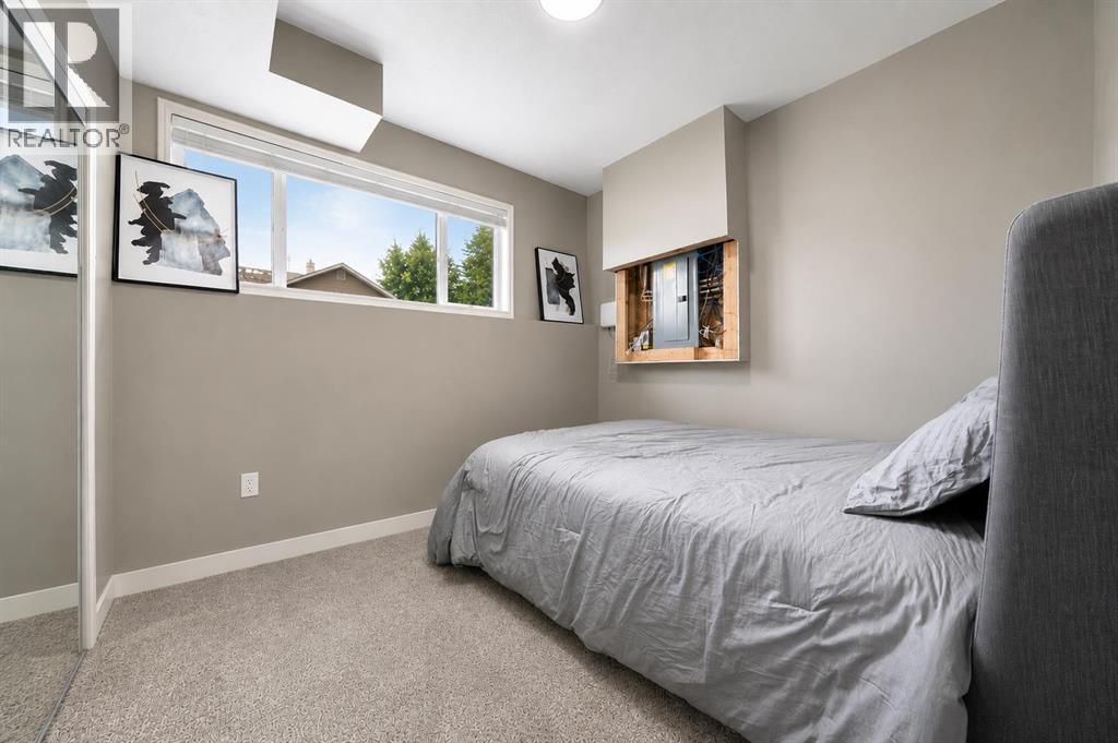 366 Somerset Row SE — photo 23