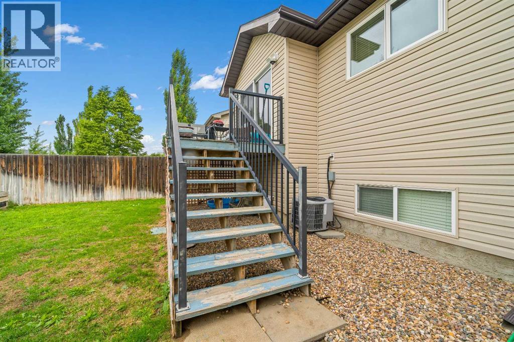 366 Somerset Row SE — photo 28