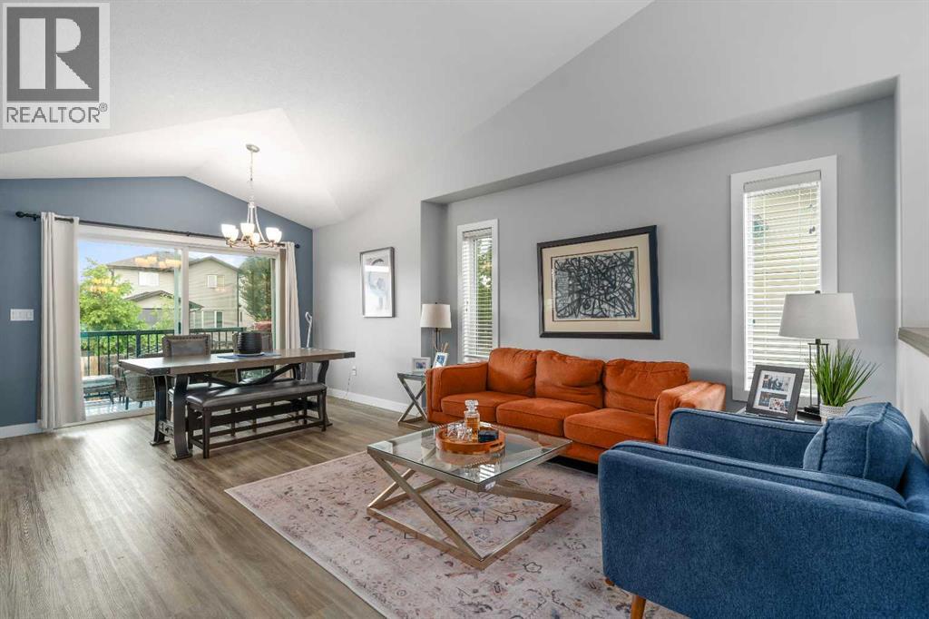 366 Somerset Row SE - photo 5