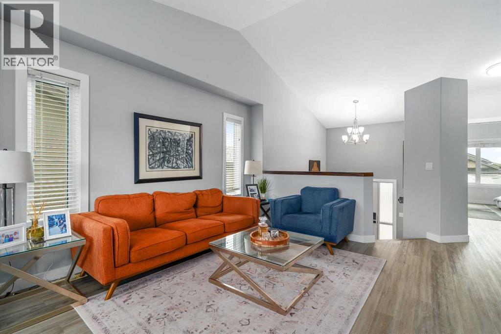 366 Somerset Row SE — photo 6