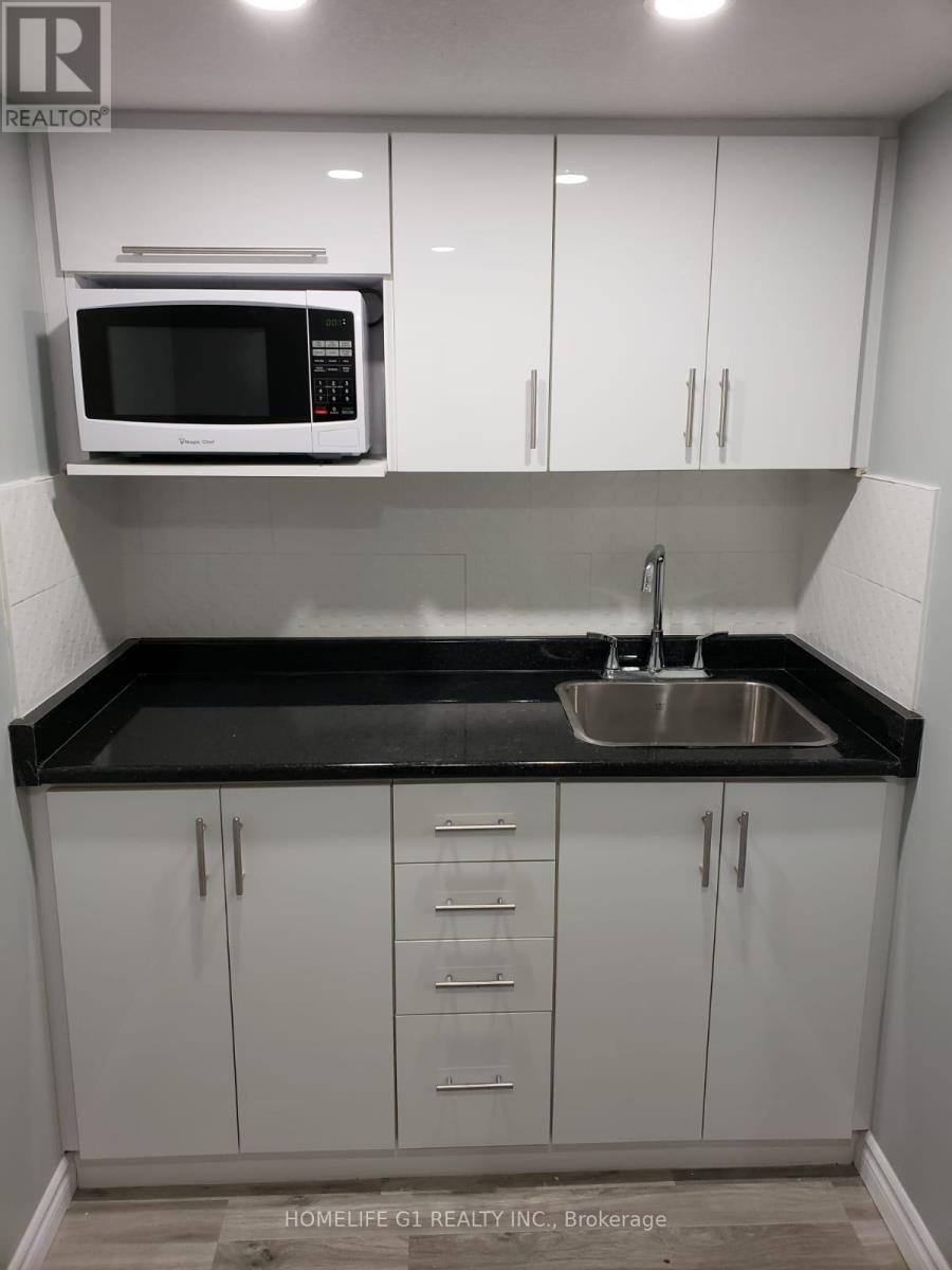 137 COLUMBIA AVENUE - 6