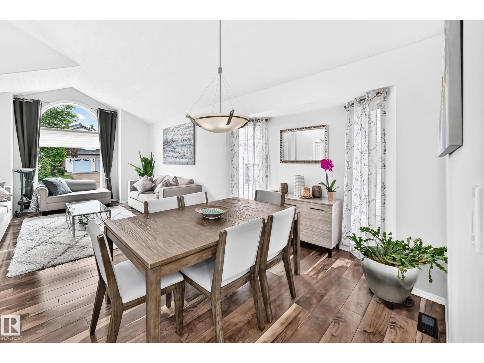 4216 47 ST NW - 10