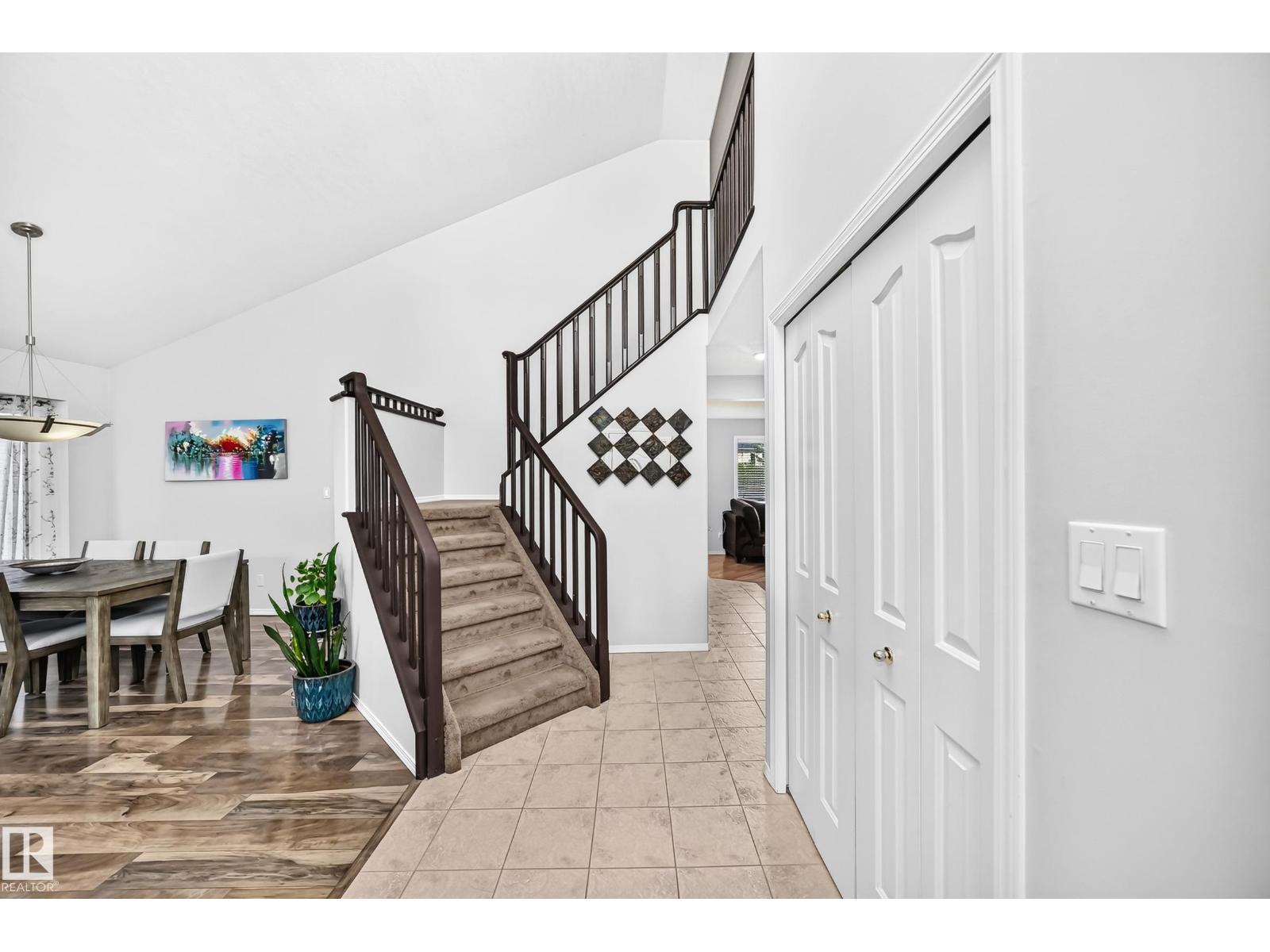 4216 47 ST NW - 8