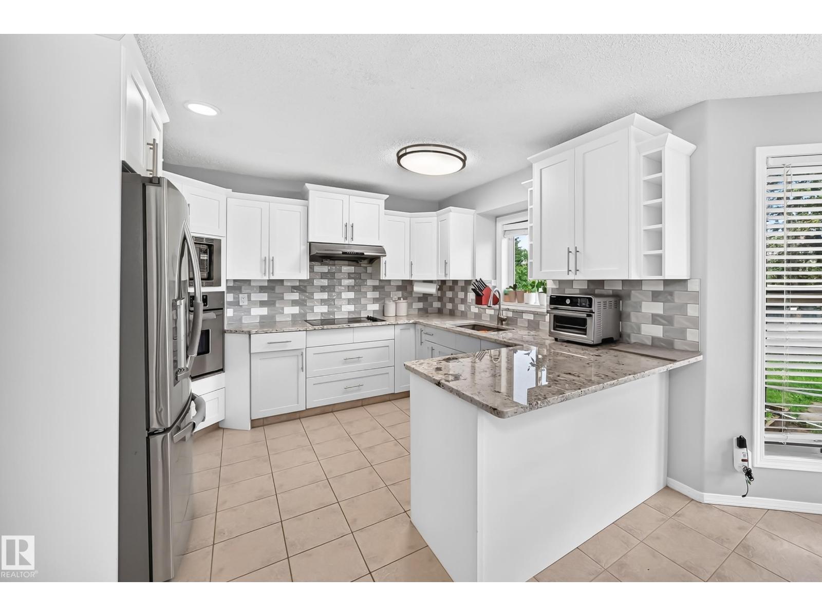 4216 47 ST NW - 14