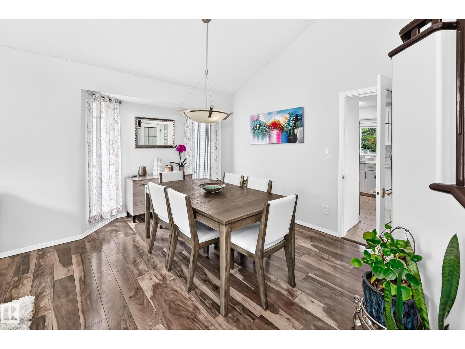 4216 47 ST NW - 9