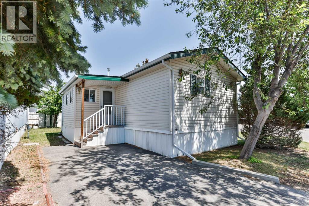 107, 2300 13 Street N, Lethbridge, Alberta, T1H4E8
