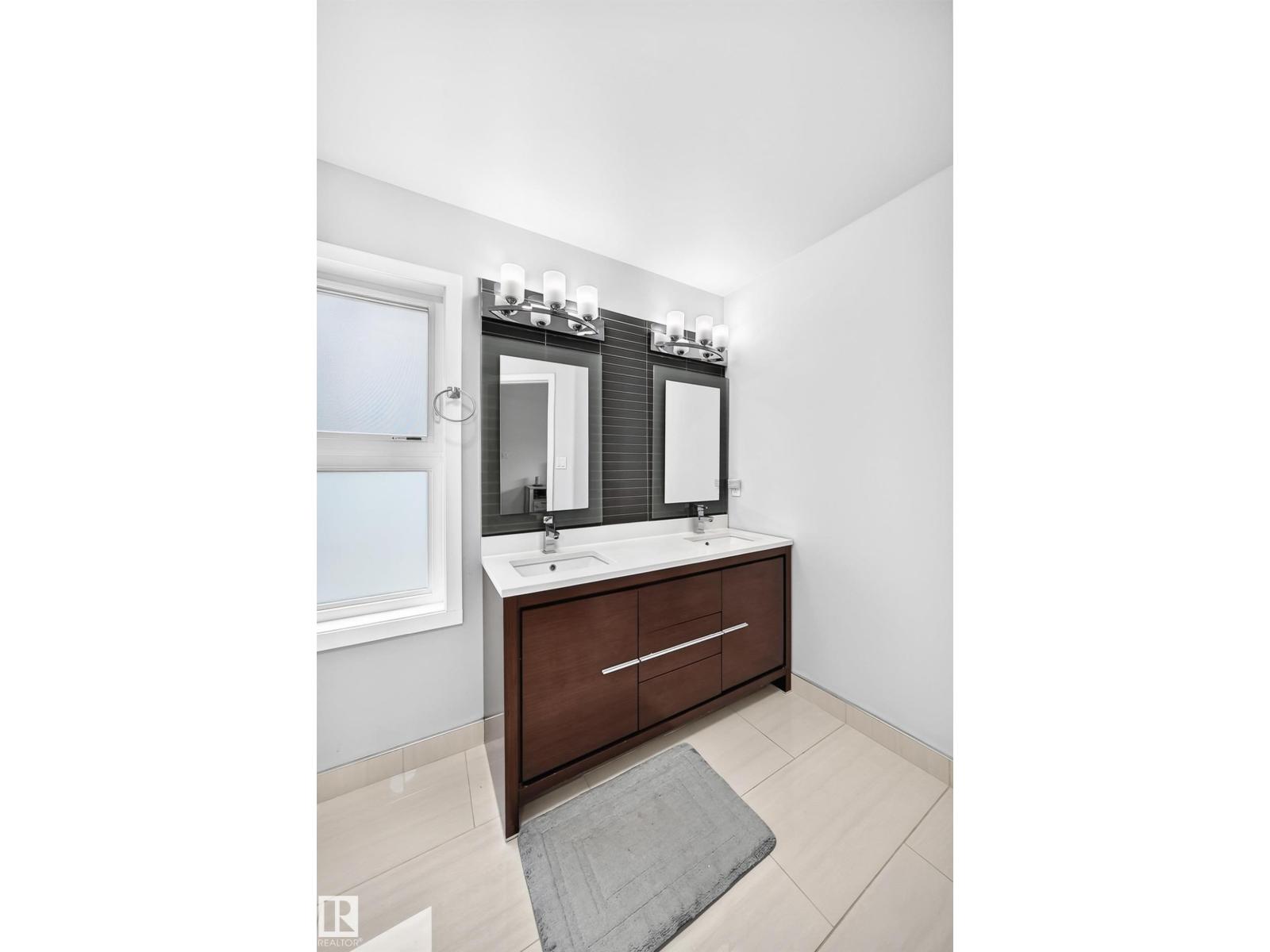 4216 47 ST NW - 31