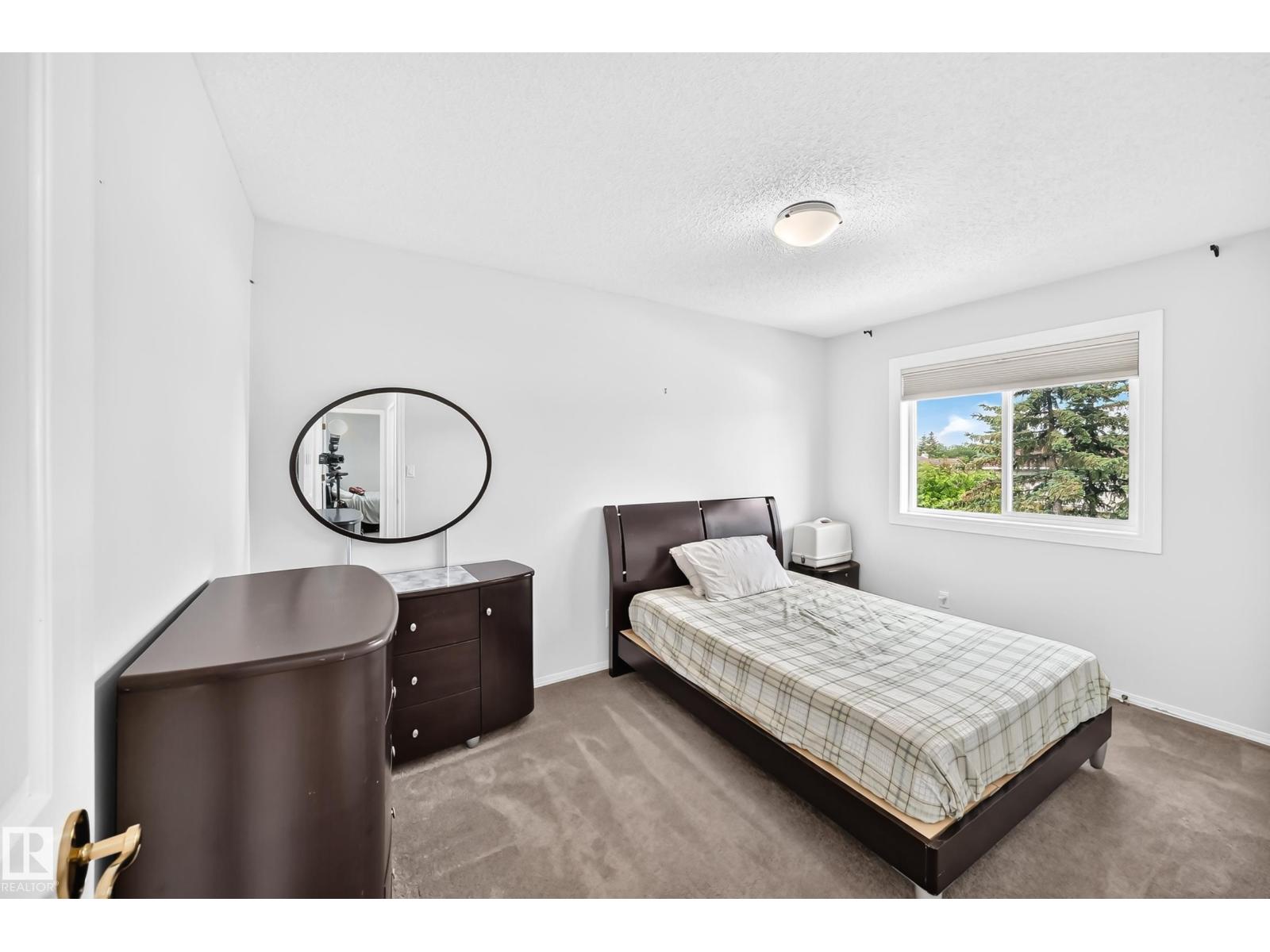 4216 47 ST NW - 35